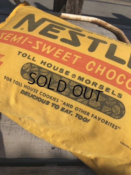 画像3: Vintage NESTLE's Semi-Sweet Chocolate Pillow Cushion (B434) (3)