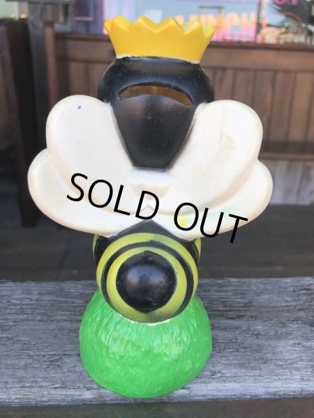 画像2: Vintage Niagara Plastics Erie,PA Bee Coin Bank Doll  (B450) (2)