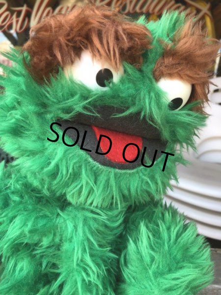 画像5: 70s Vintage Knickerbocker Sesame Street Oscar Plush Doll 45cm (B485) (5)