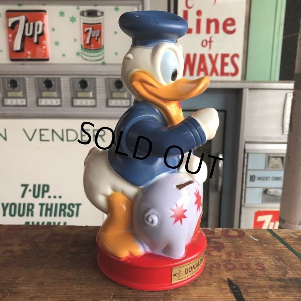 画像4: Vintage Disney Plastic Bank  Donald Duck (B496) (4)
