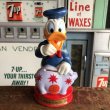 画像1: Vintage Disney Plastic Bank  Donald Duck (B496) (1)