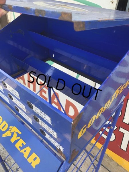 画像10: Vintage Original Goodyear Store Display Metal Cabinet (B493) (10)
