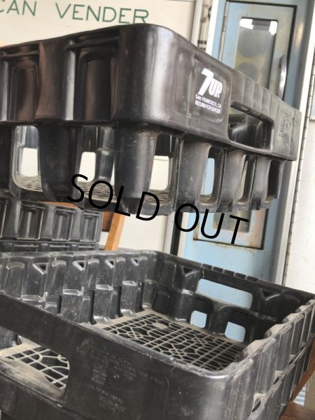 画像9: Vintage 7UP Plastic Crate (B517) (9)