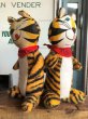 画像13: 70s Vintage Kelloggs Tony the Tiger Plush Doll (B545) (13)