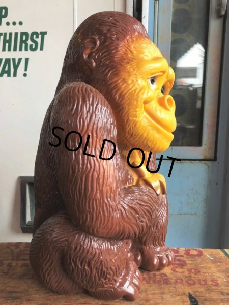画像3: Vintage New York Vinyl Prod Gorilla Monkey Bank (B579) (3)