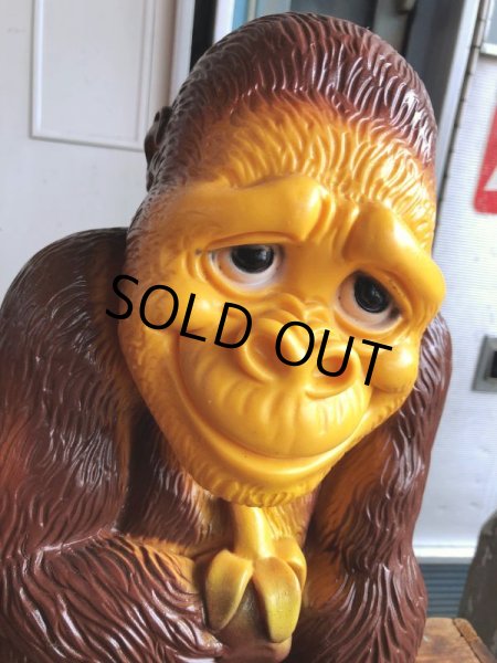 画像5: Vintage New York Vinyl Prod Gorilla Monkey Bank (B579) (5)