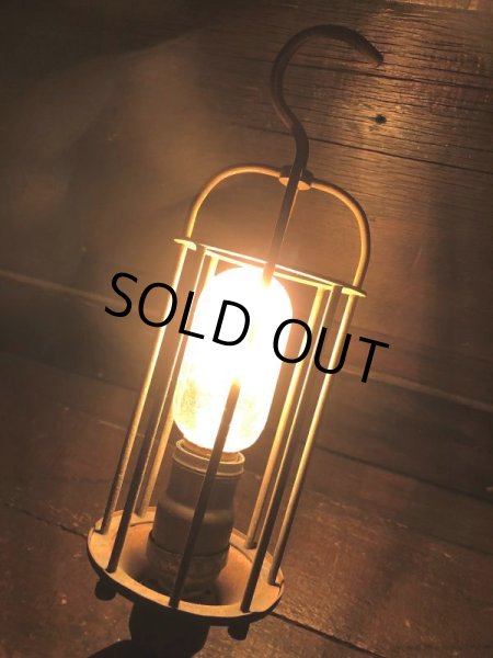 画像2: Vintage Industrial Wood Handle Trouble Hanging Light Lamp (B594) (2)