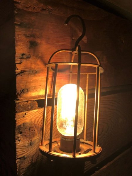 画像2: Vintage Industrial Wood Handle Trouble Hanging Light Lamp (B595) (2)