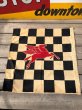 画像10: 50s Vintage Mobil Original Flying Red Hors Speedway Race Checkered Flag (B609) (10)