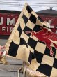 画像3: 50s Vintage Mobil Original Flying Red Hors Speedway Race Checkered Flag (B609) (3)