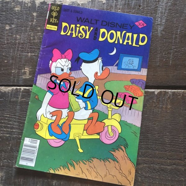 画像1: Vintage Comic Disney Daisy and Donald (B666) (1)