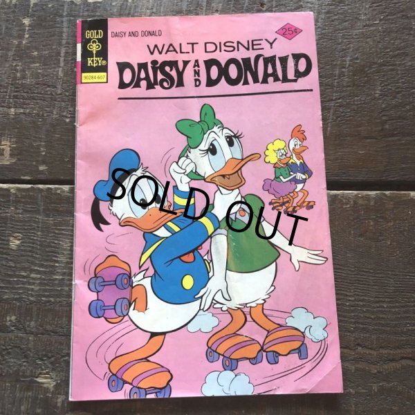 画像1: Vintage Comic Disney Daisy and Donald (B664) (1)