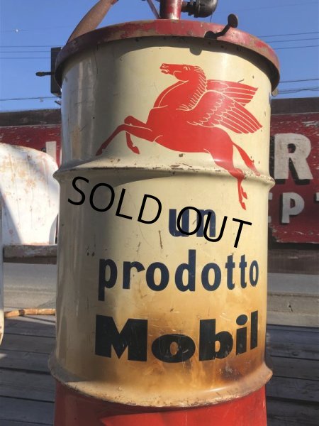 画像14: Vintage Mobil Oil 16 Gallon Barrel Drum Can w/Castar Pegasus Horse (B673)  (14)