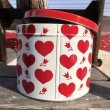 画像3: Vintage Mrs. Fields Valentine Chocolates Candy Tin Can (B716) (3)