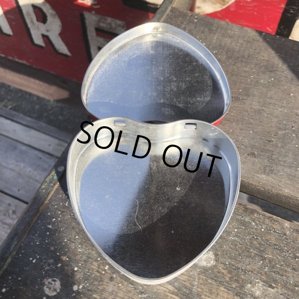 画像4: Vintage ALTOIDS Valentine Chocolates Candy Tin Can (B720) (4)