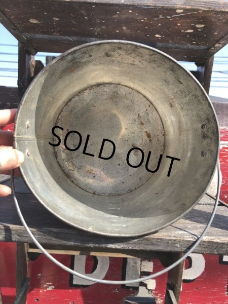 画像9: Vintage Leaktite Paint Pot Tin Basket (B753) (9)