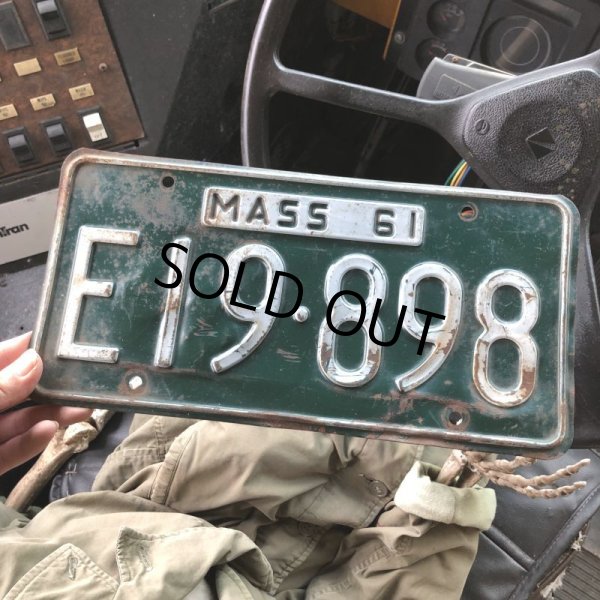 画像1: 60s Vintage American License Number Plate (B832) (1)