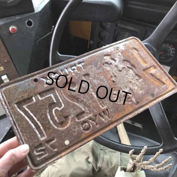 画像2: 70s Vintage American License Number Plate (B826) (2)