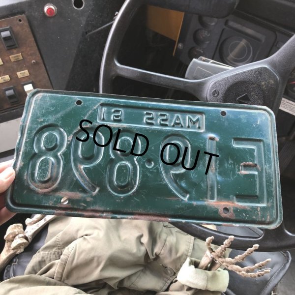 画像2: 60s Vintage American License Number Plate (B832) (2)