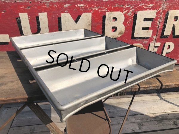 画像2: Vintage Loaf Large Bread Pans Industrial (B919) (2)