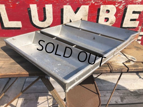 画像2: Vintage Loaf Large Bread Pans Industrial (B920) (2)