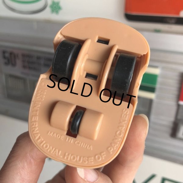 画像4: Vintage IHOP Pancake Kids Meal Toy Betty Buttermilk (B950) (4)