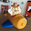 画像1: Vintage I HOP Pancake Kids Meal Toy Harvest Harvey (B947) (1)