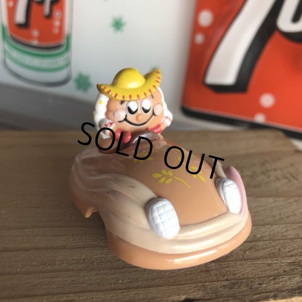 画像2: Vintage IHOP Pancake Kids Meal Toy Harvest Harvey (B949) (2)