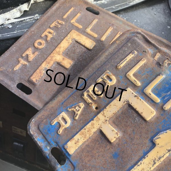 画像2: 40s Vintage American License Number Plate / 1949 ILLINOIS F12 160 SET (B890) (2)