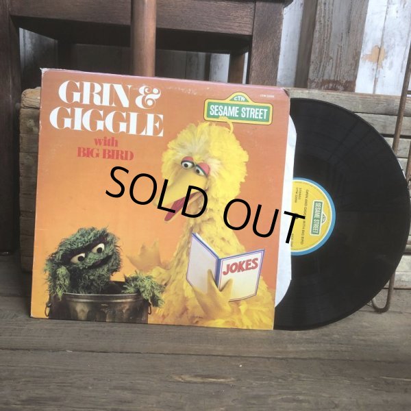 画像4: Vintage Sesame Street GRIN & GIGGLE LP Record (C022) (4)