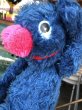 画像8: 70s Vintage Knickerbocker Sesame Street Grover Plush Doll 55cm (B951) (8)