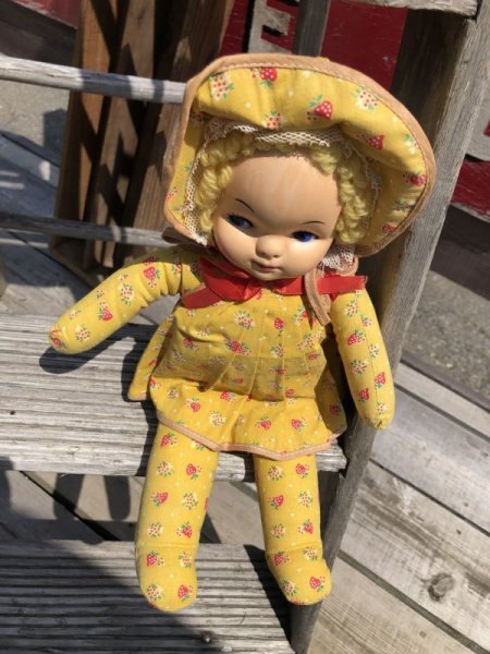 画像2: Vintage Celluloid Face Doll Strawberry Girl 38cm (C039) (2)