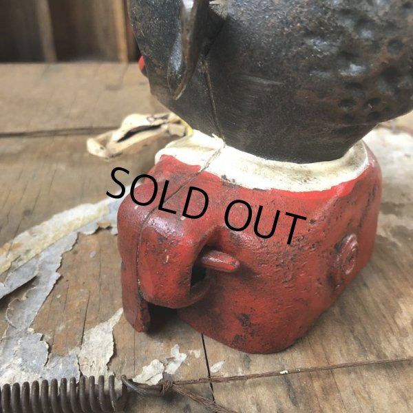 画像2: Vintage Black Man Cast Iron Coin Bank (C066) (2)
