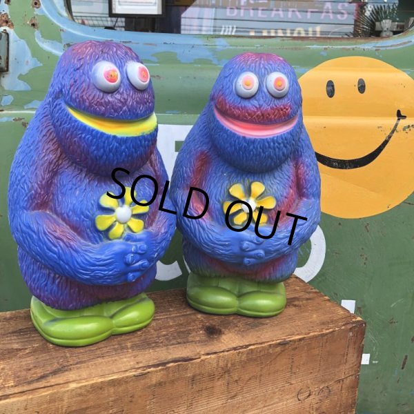 画像9: 70s Vintage Play Pal Blue Hippie Monster Coin Bank Yellow (C069) (9)