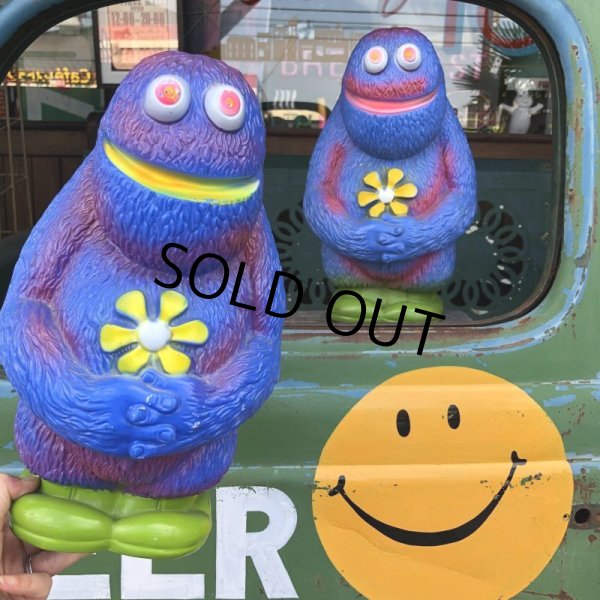 画像10: 70s Vintage Play Pal Blue Hippie Monster Coin Bank Yellow (C069) (10)