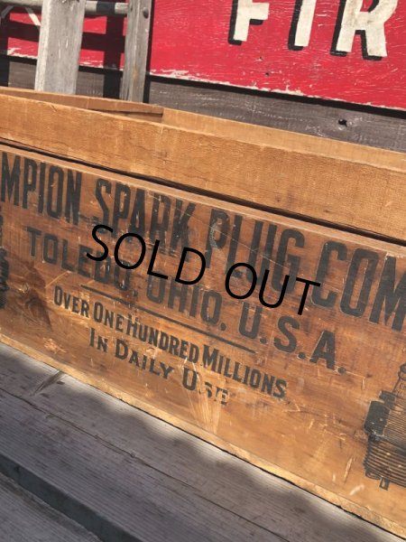 画像12: RARE!  30s Antique Champion Spark Plug Dealer Delivery Wooden Crate (C074) (12)