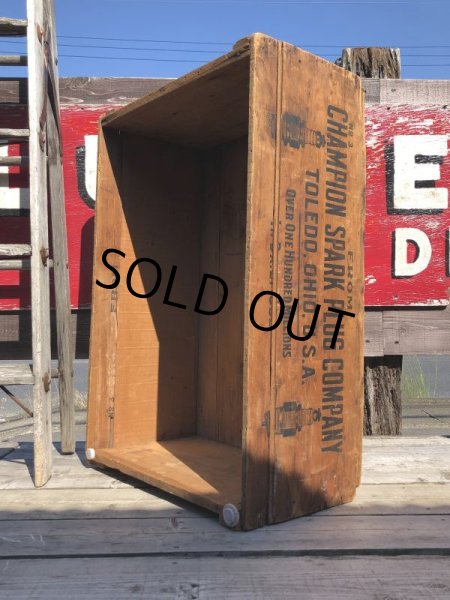 画像18: RARE!  30s Antique Champion Spark Plug Dealer Delivery Wooden Crate (C074) (18)