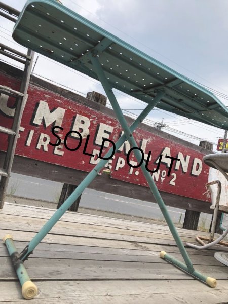 画像16: Vintage Metal Ironing Board Table (C078) (16)