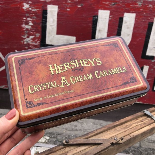 画像1: Vintage Tin Can HERSEY'S Crystal A Cream Caramels 1997 (B928) (1)