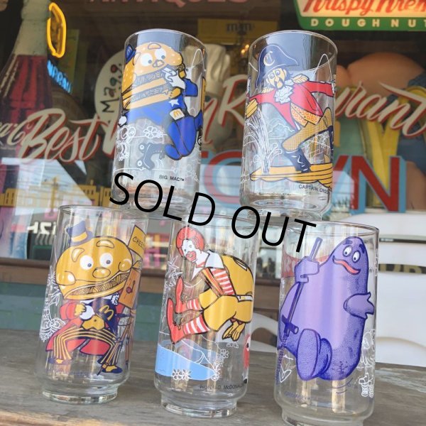 画像8: 70s Vintage Glass McDonaland Action Series Captain Crook (C191) (8)