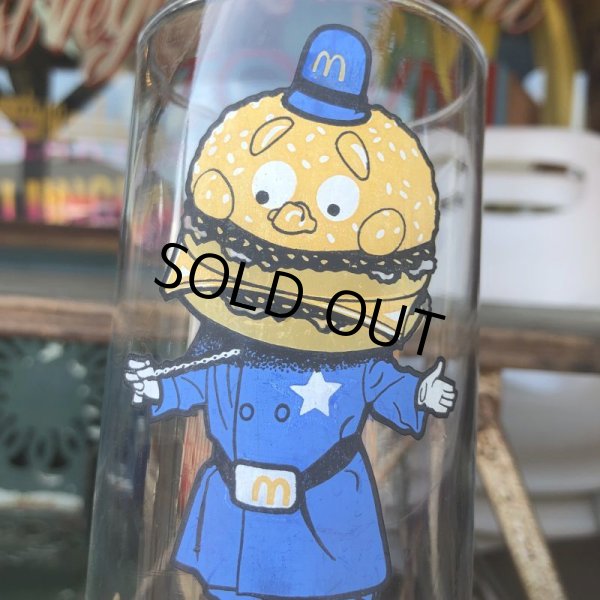 画像7: 70s Vintage Glass McDonaland Collector Series  Big Mac Police (C193) (7)