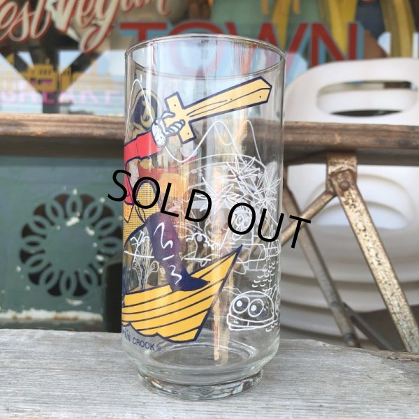 画像2: 70s Vintage Glass McDonaland Action Series Captain Crook (C191) (2)