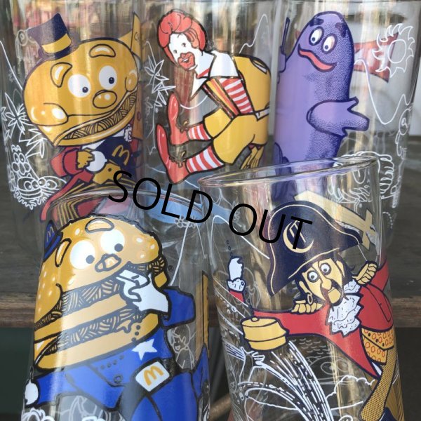 画像11: 70s Vintage Glass McDonaland Action Series Big Mac Police (C190) (11)