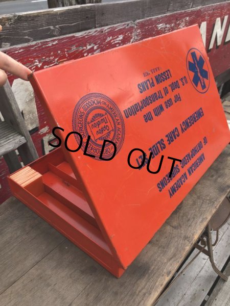 画像4: 70s Vintage American Academy Orthopedic Surgeons Emergency Care Slides Set (C220) (4)