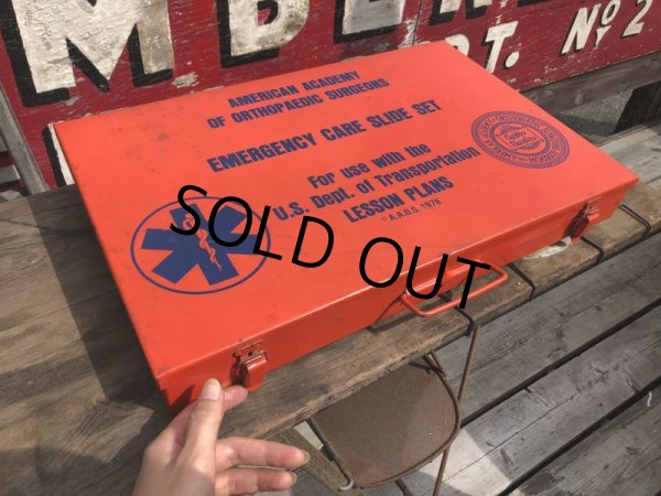 画像2: 70s Vintage American Academy Orthopedic Surgeons Emergency Care Slides Set (C220) (2)