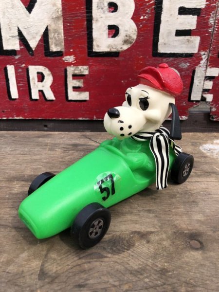 画像1: 70s Vintage 57 Racing Dog Plastic Coin Bank Green (C275) (1)