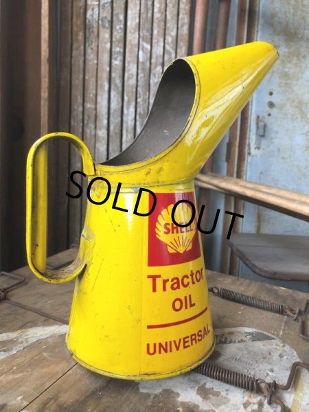 画像4: Vintage Shell Quart Tractor Universal Oil Jug Pourer (C279) (4)