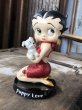 画像1: 2008 Westland Giftware Betty Boop Puppy Love Figurine (C286) (1)