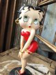 画像16: 2006 Limited Edition England Betty Boop Connoisseur Porcelain "THE RED PURSE" Statue 12 1/2  (C293) (16)