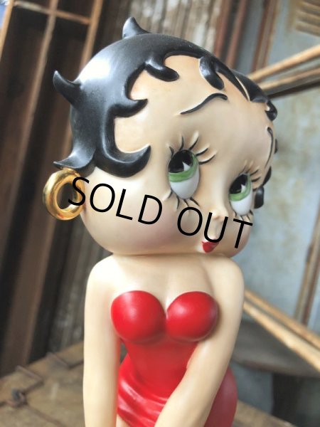 画像9: 2006 Limited Edition England Betty Boop Connoisseur Porcelain "THE RED PURSE" Statue 12 1/2  (C293) (9)